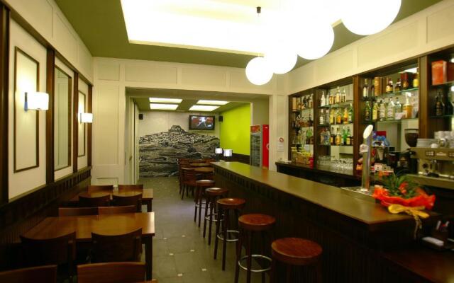 Hotel La Fonda Moreno