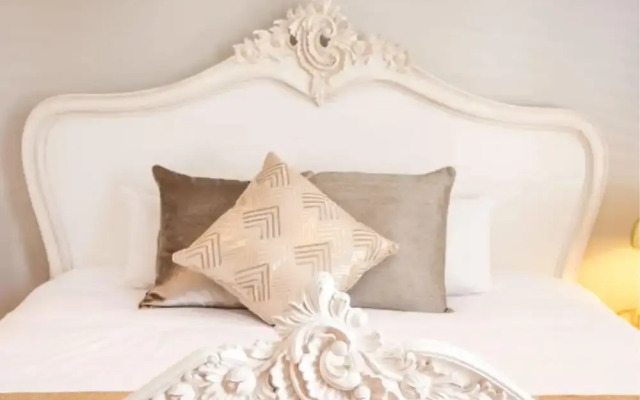 The Romsey Lofthouse - Charming & Bright 3BDR Home