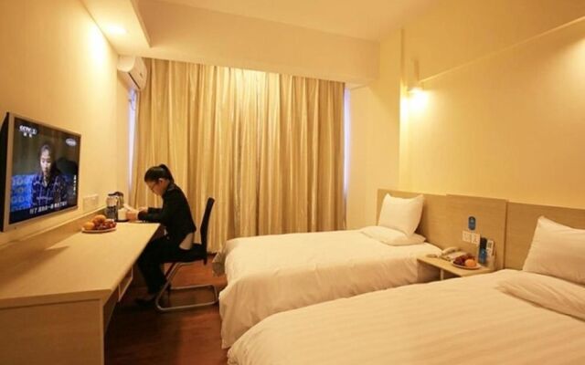 Hanting Hotel Fuzhou Railway Station Square Branch