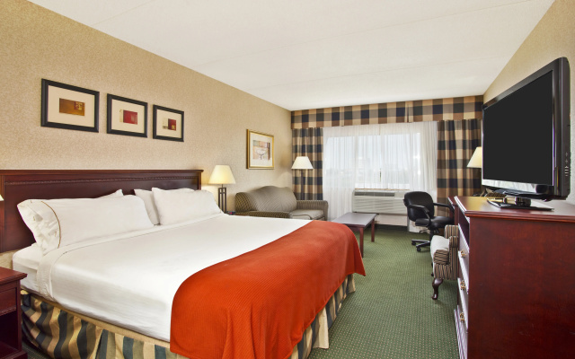 GLō Best Western Mississauga Corporate Centre