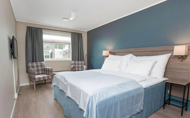 Отель Grand Skei