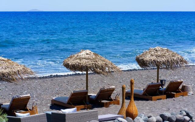 Beach Houses Santorini