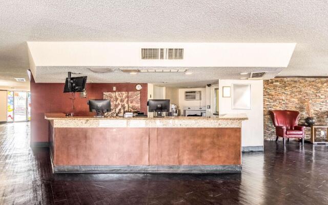 Econo Lodge