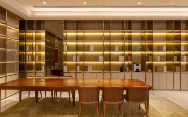 JI Hotel (Wuhan Houhu Avenue Xingye Road)