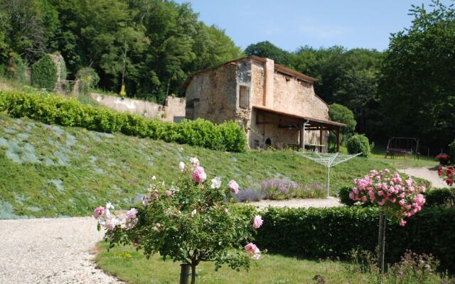 Spacious Holiday Home in Roussines With Private Pool