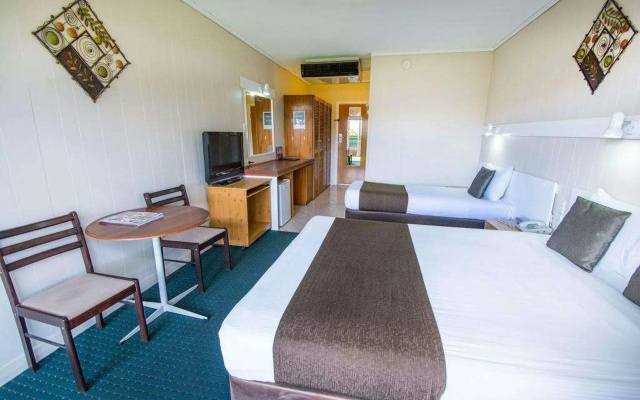 Elkira Court Motel – Guest Rooms – Alice Springs