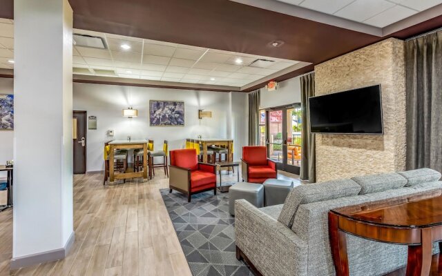 Comfort Suites Lexington