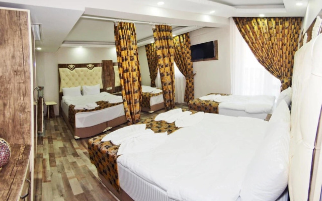Queen Hotel