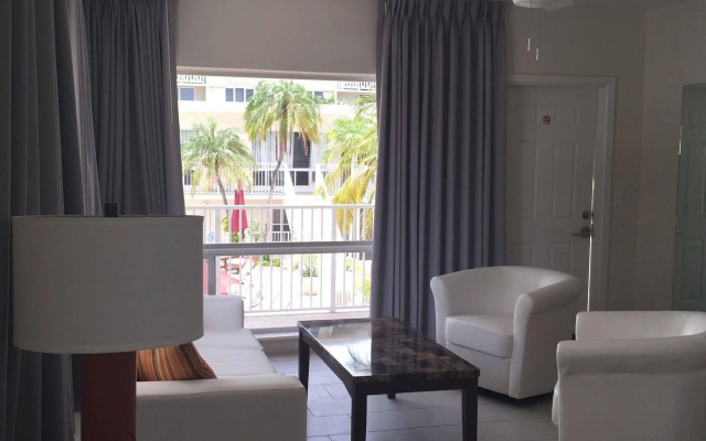 Soleado Hotel