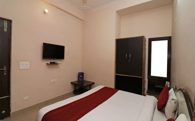 OYO 22954 Hotel Moonlight
