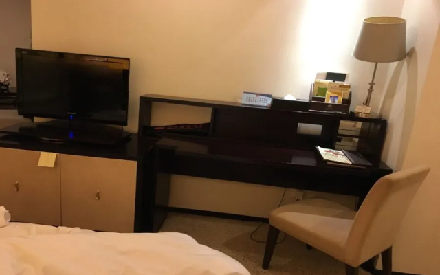 Yulong International Hotel