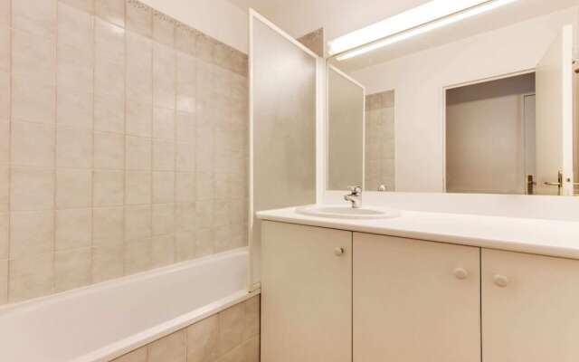 Bright 3BR Duplex Near Nation