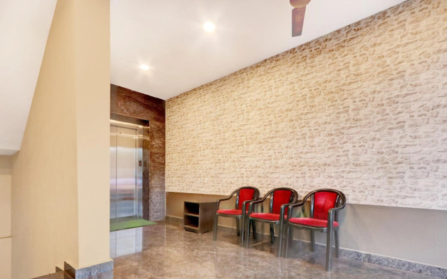 Super OYO Capital O 49955 Hotel Green Tree