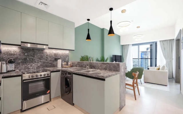 KeyRock Living -  Luxe Escape with Pool