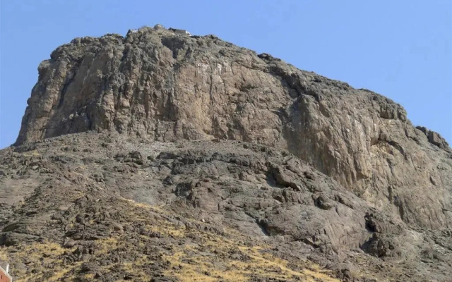 Oyo 448 Eskan 8 Hotel