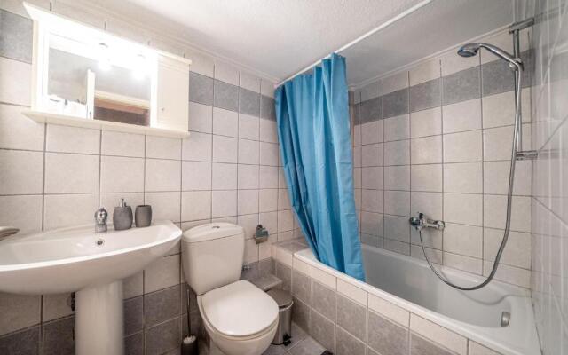 Kozani Hideaway for 2!