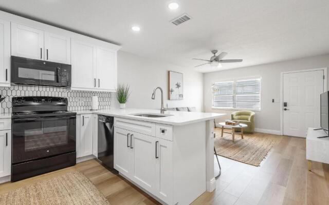 Newly Renovated Condo in Apollo Beach