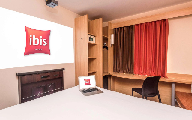 ibis Santiago Las Condes