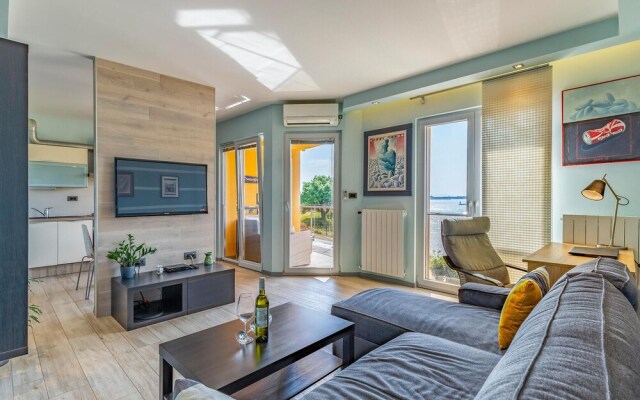 Nice Apartment in Pomer With Wifi and 1 Bedrooms
