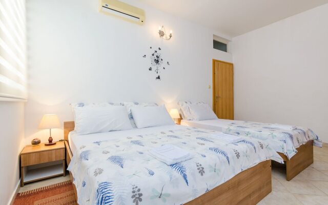 Apartment Alba