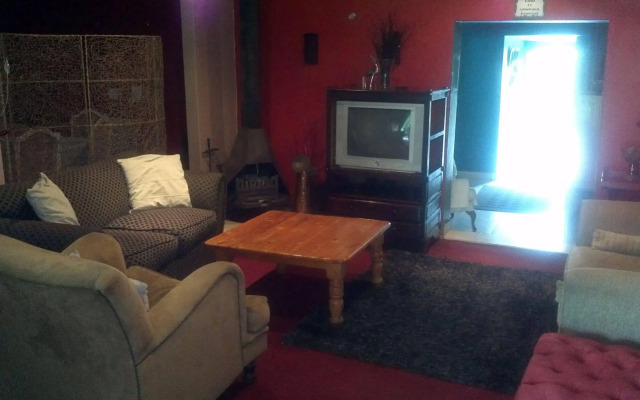 5th Avenue Guest House
