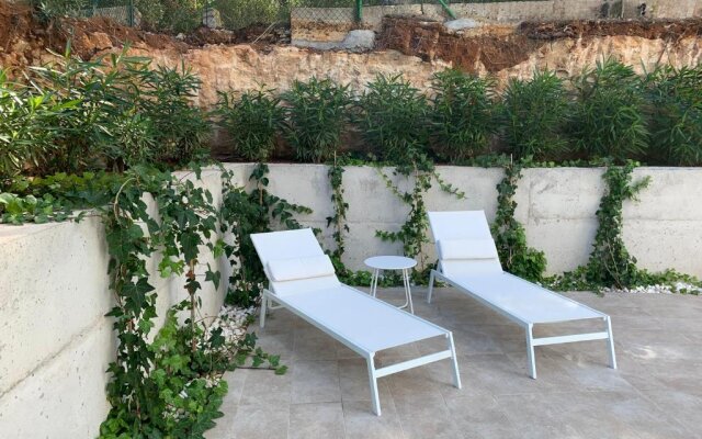New Apartment CALA VARQUES 100 mts from Canyamel Beach POOL CHILL-OUT TERRACE WITH AWESOME VIEWS
