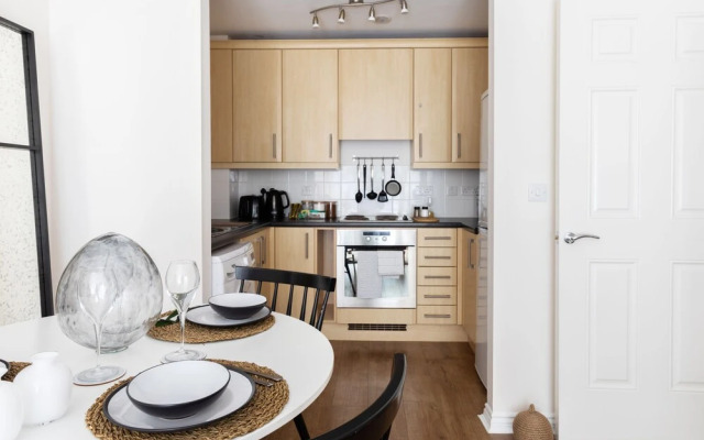 Nest Easy - Nine Elms