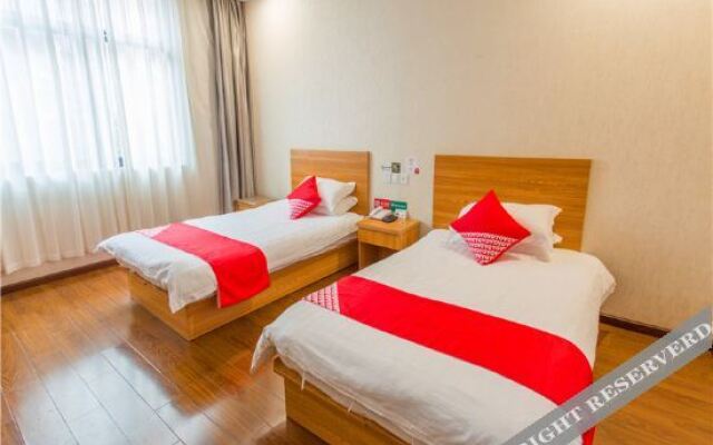 Oyo Zhuji Hi Wave Hotel