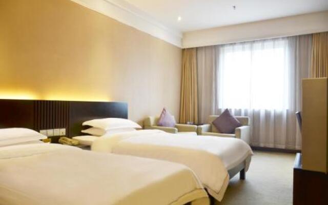 Nine Degrees Hotel