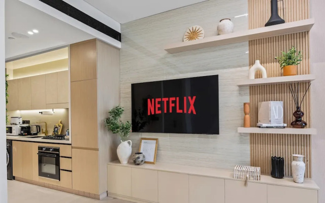 JVC Boho Grecian Studio Pool & Gym