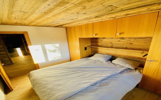 Graceful Apartment Amidst of Mountains – Guest Rooms – Veysonnaz