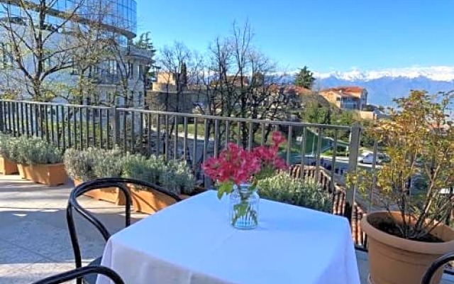 Hotel Tela & Mareli Winery
