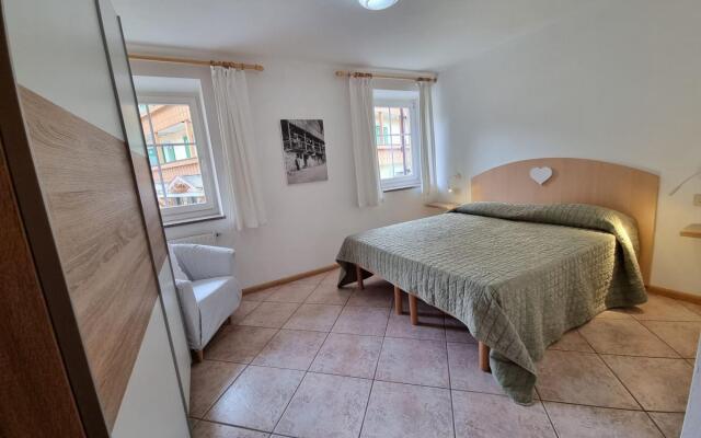 RIZ SX - three room apartment. (022036-AT-066279)-416 RIZ SX