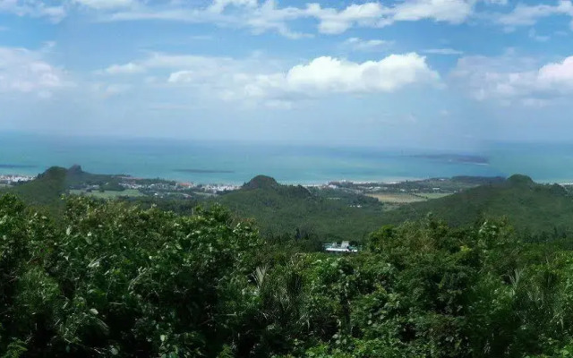 Warner Leisure Hotel