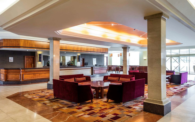 Mercure Daventry Court Hotel