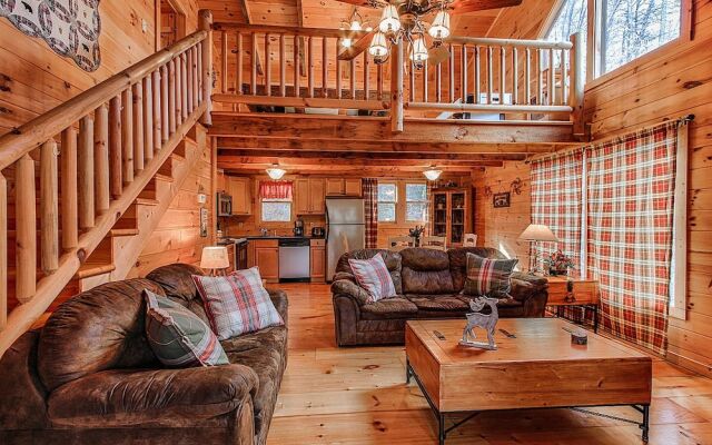 The Lazy Nutt Retreat - 2 Br Cabin