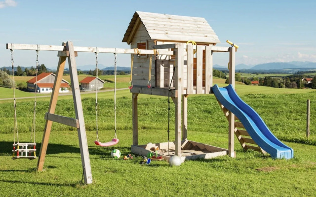 Tolles Bauernhaus im Allgaeu mit Alpenblick