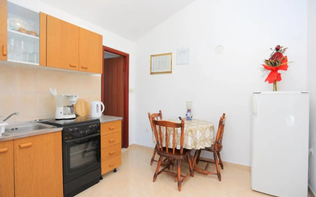 Apartments with a parking space Slatine, Ciovo - 2030