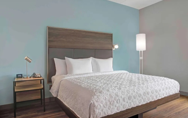 Tru By Hilton Toronto Airport West