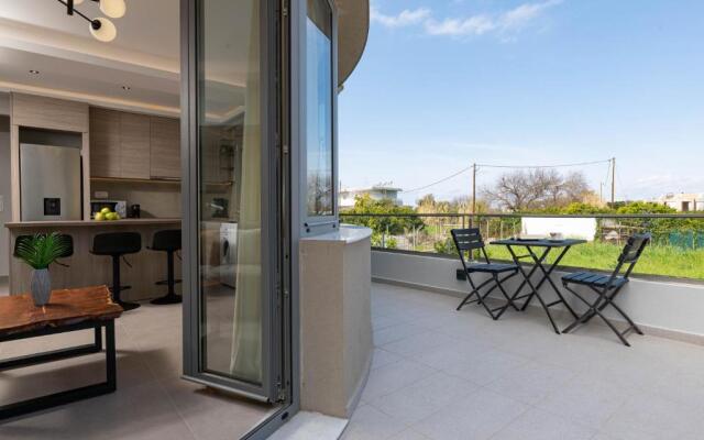 Tsatos Luxury Residence