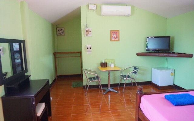 Ban Sabai Dee Resort 2