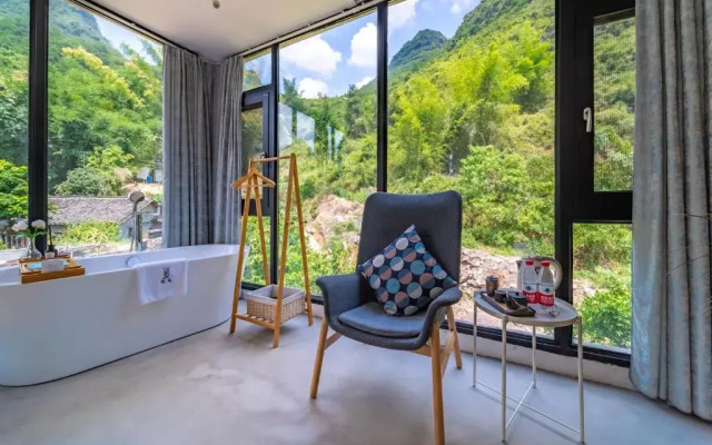 Yangshuo Serene Cove Hotel