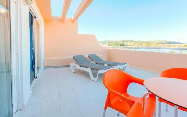 Sirenis Seaview Country Club