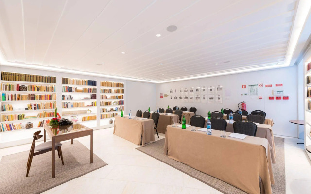 Lisboa Pessoa Hotel