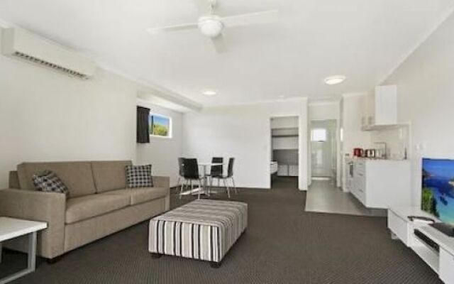 Cooroy Luxury Motel Apartments Noosa