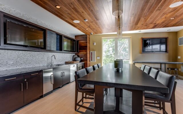 Global Luxury Suites at Longwood Medical Area
