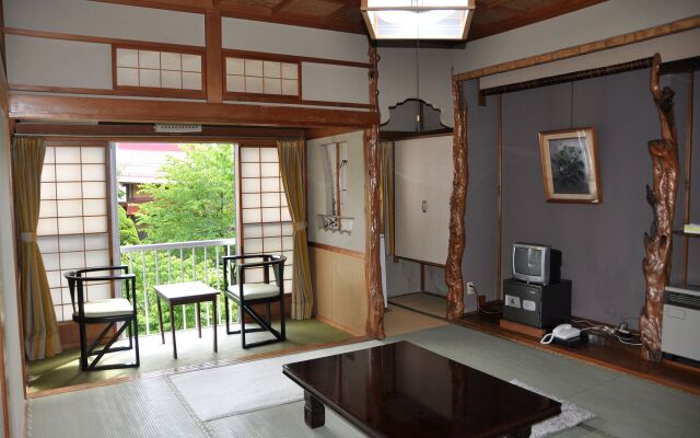 Yoshidaya Ryokan