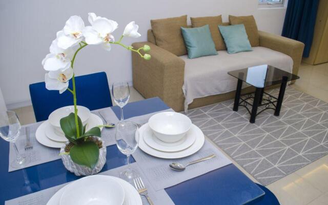 Stylish Apartment at BGC