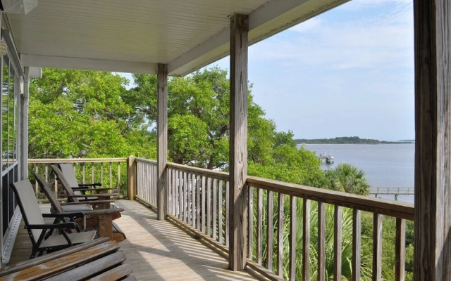 Seahorse Landing
