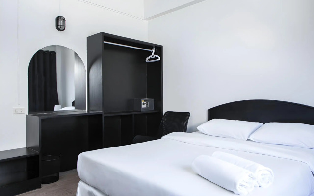 Crystal Hotel Huahin